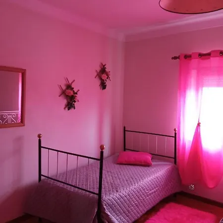 בית נופש Casa Dos Grilos *